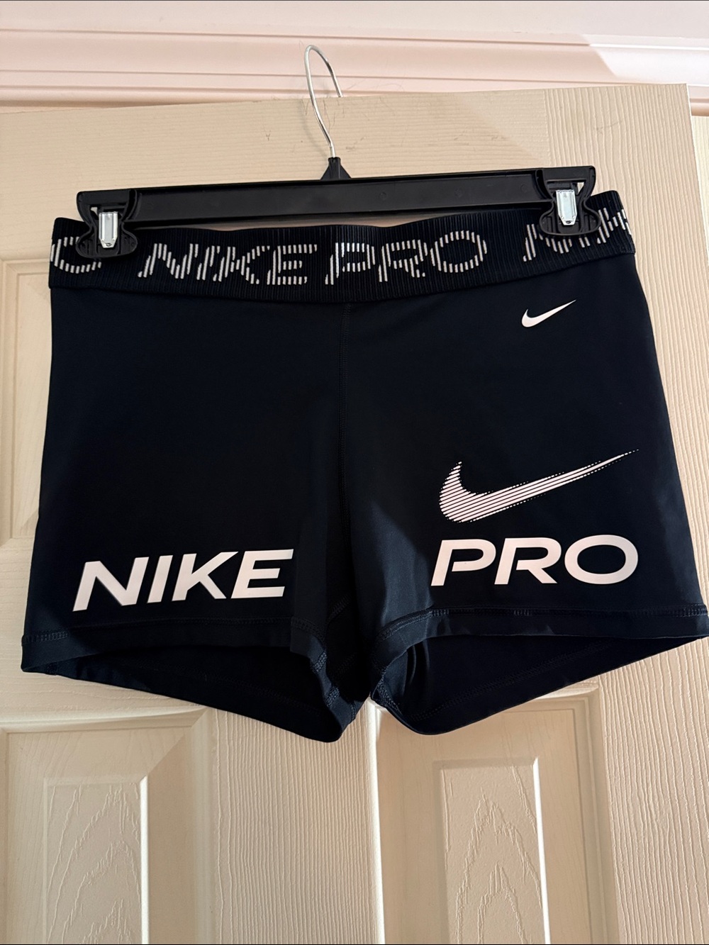 Nike Black & White Pro Women's Bike Shorts